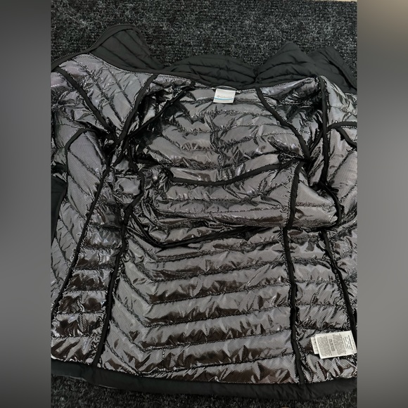 ⭐️Host Pick⭐️ Columbia Women’s Omni Heat Full Zip Camo Jacket - Picture 4 of 15